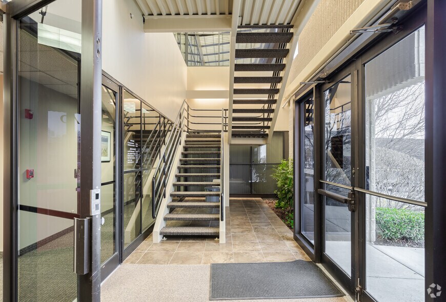 More Photos Of 176 N 2200 W, Salt Lake City Office For Lease