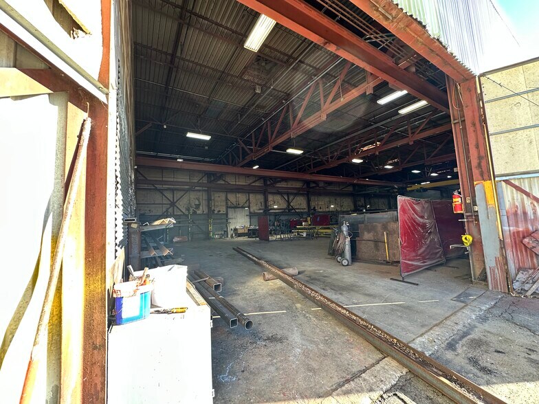 More Photos Of 1944 Route 22, Brewster Village Warehouse For Lease