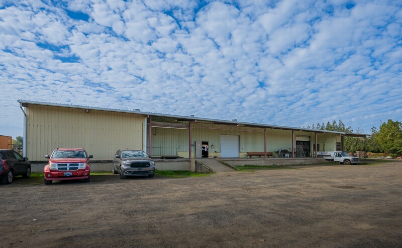 More Photos Of 6494 Windsor Island Rd N, Keizer Manufacturing For Lease
