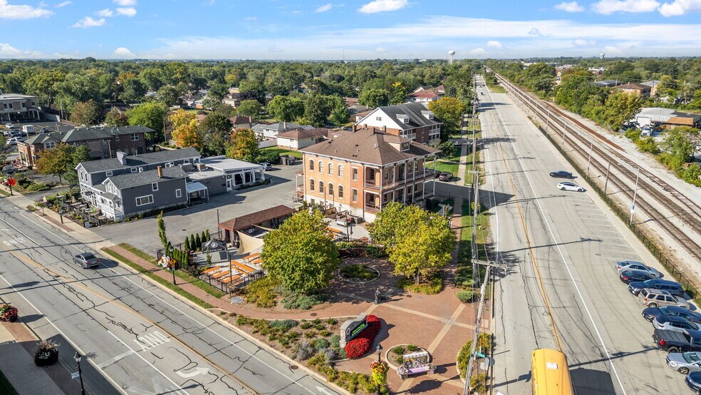 More Photos Of 6811 Hickory St, Tinley Park Bar For Sale