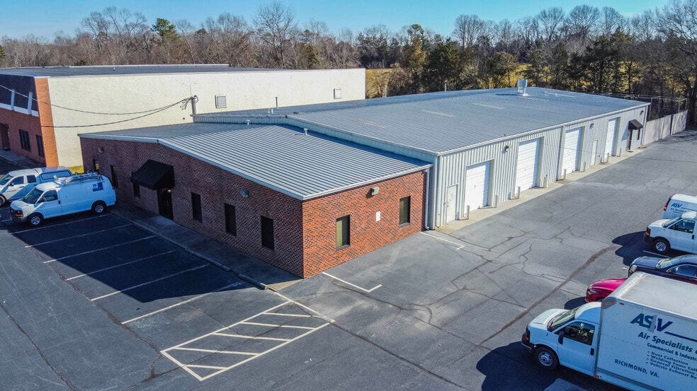 Primary Photo Of 12927 Plaza Dr, Richmond Light Manufacturing For Lease
