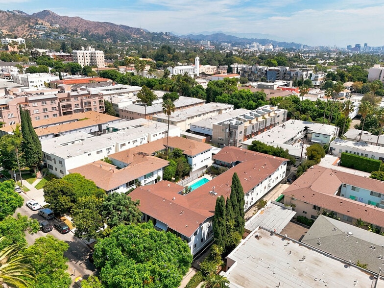 More Photos Of 1218 N Laurel Ave, West Hollywood Apartments For Sale
