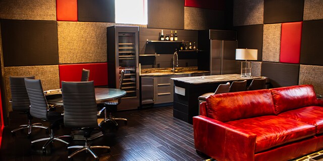 More Photos Of 4007 Clairmont Rd, Chamblee Airplane Hangar For Lease