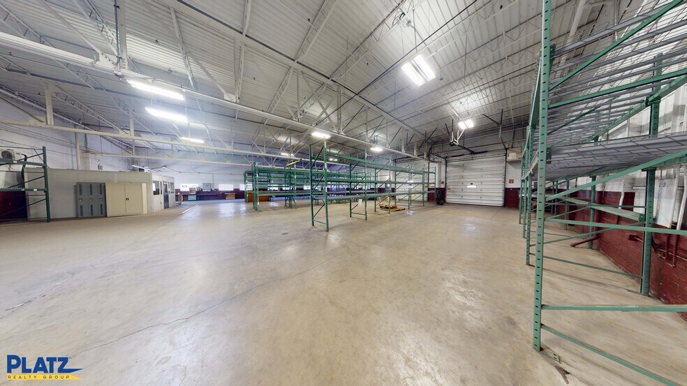 More Photos Of 1900 Hubbard Rd, Youngstown Industrial For Lease