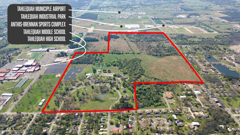 More Photos Of 7 Mathis Park Dr, Tahlequah Dormitory For Sale