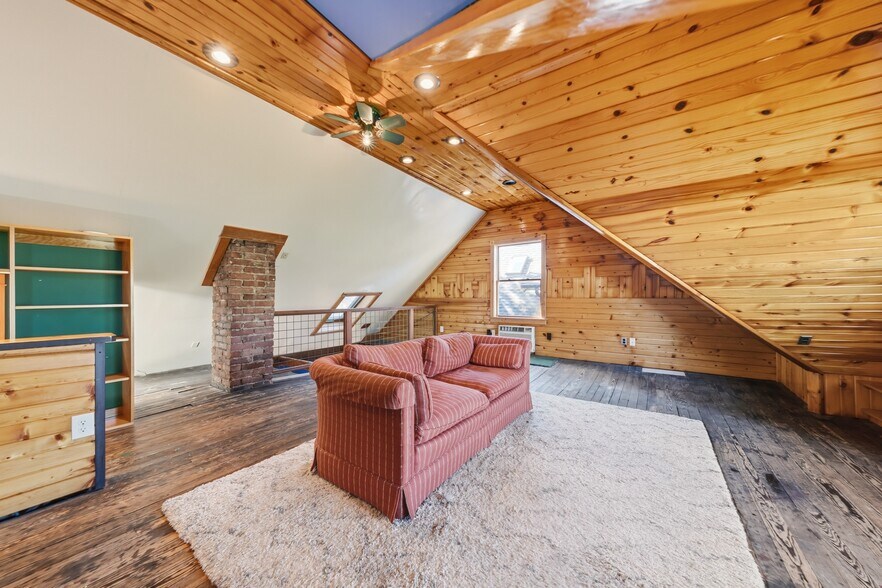 More Photos Of 12406 Larchmere Blvd, Cleveland General Retail For Sale