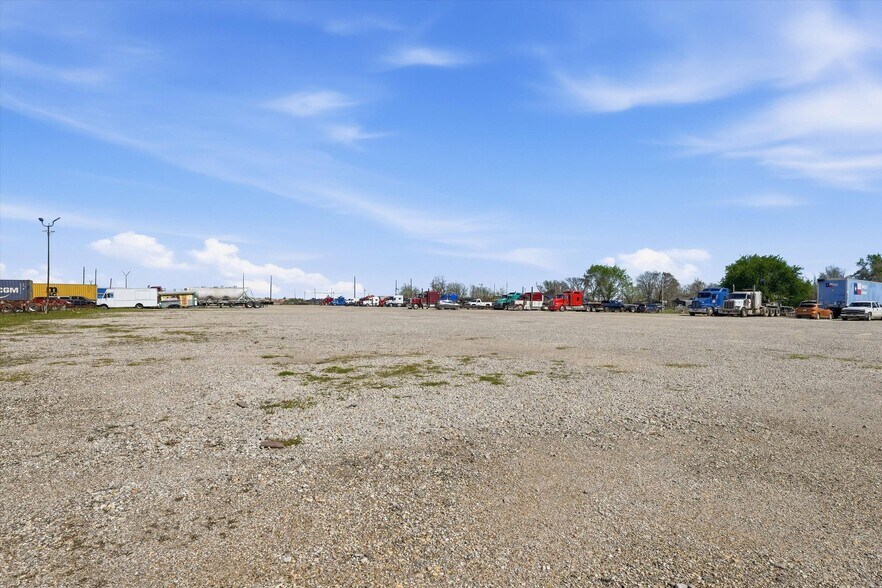 More Photos Of 15134 Beaumont Hwy, Houston Land For Sale