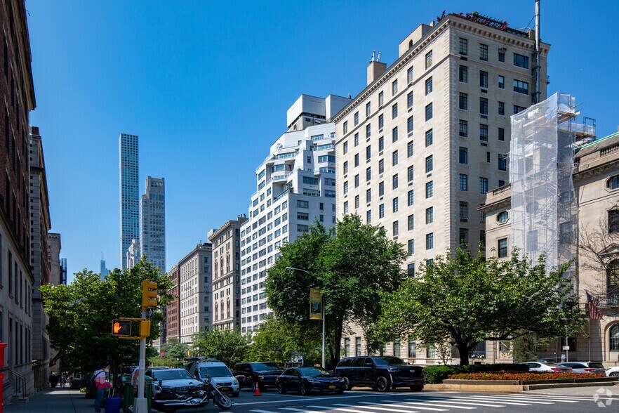 More Photos Of 650 Park Ave, New York Apartments For Sale