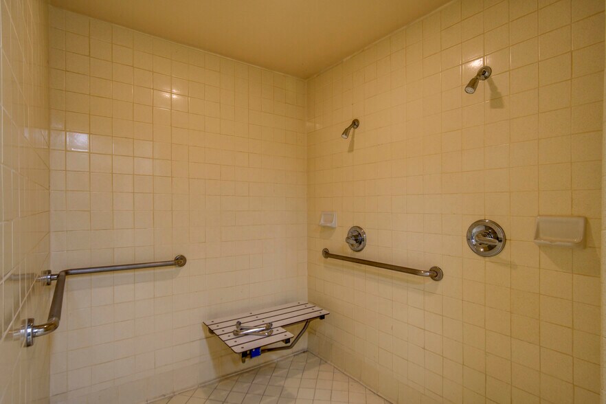 More Photos Of 7051-7053 3rd Ave, Los Angeles Storefront Retail Residential For Sale