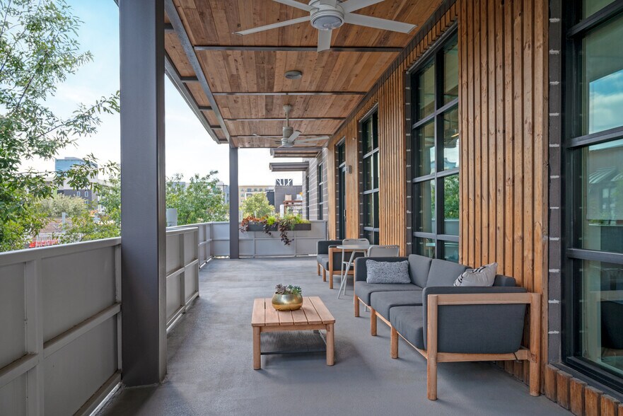 More Photos Of 11600 Rock Rose Ave, Austin Office For Lease