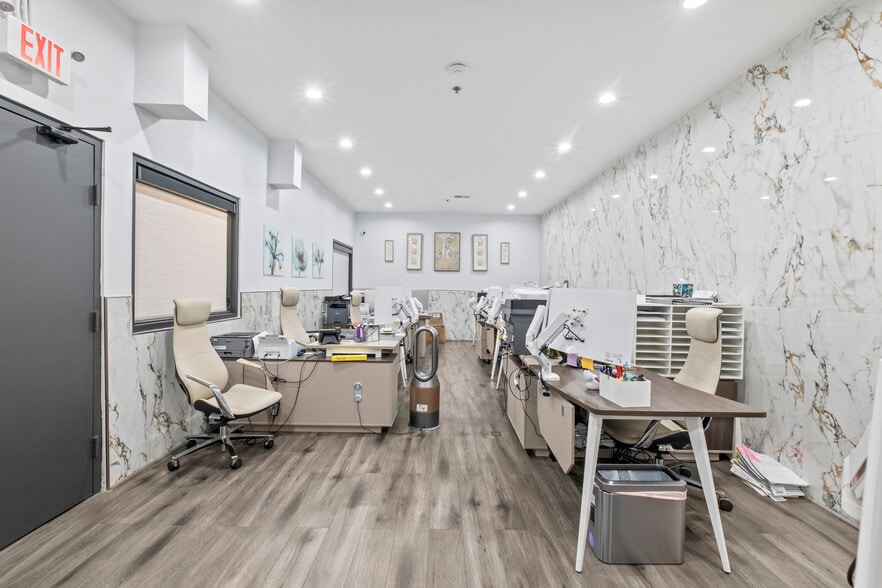 More Photos Of 1529 N 31st Ave, Melrose Park Truck Terminal For Lease