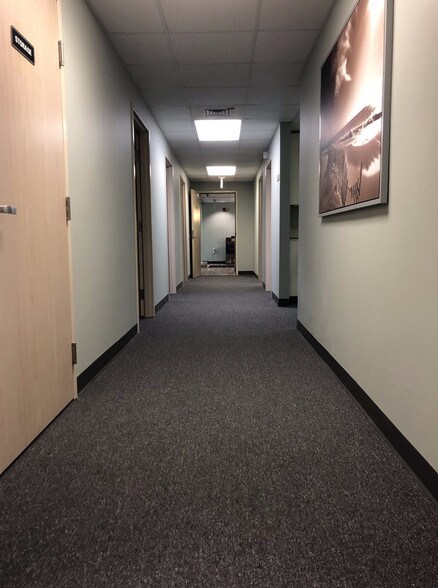 More Photos Of 305 Vine St, New Lenox Medical For Lease