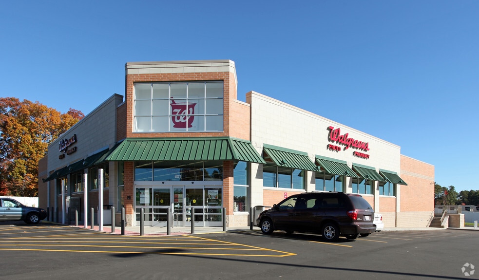 More Photos Of 801 Mebane Oaks Rd, Mebane Drugstore For Sale
