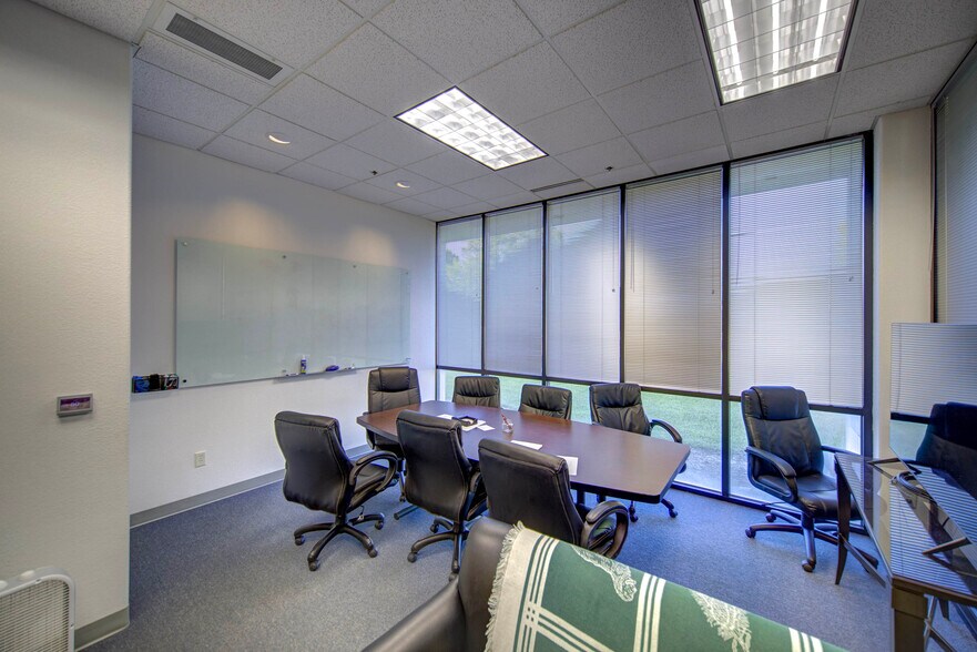 More Photos Of 1065 Marauder St, Chico Manufacturing For Lease