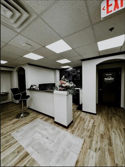 More Photos Of 13810-13854 Lakeside Cir, Sterling Heights Storefront Retail Office For Lease