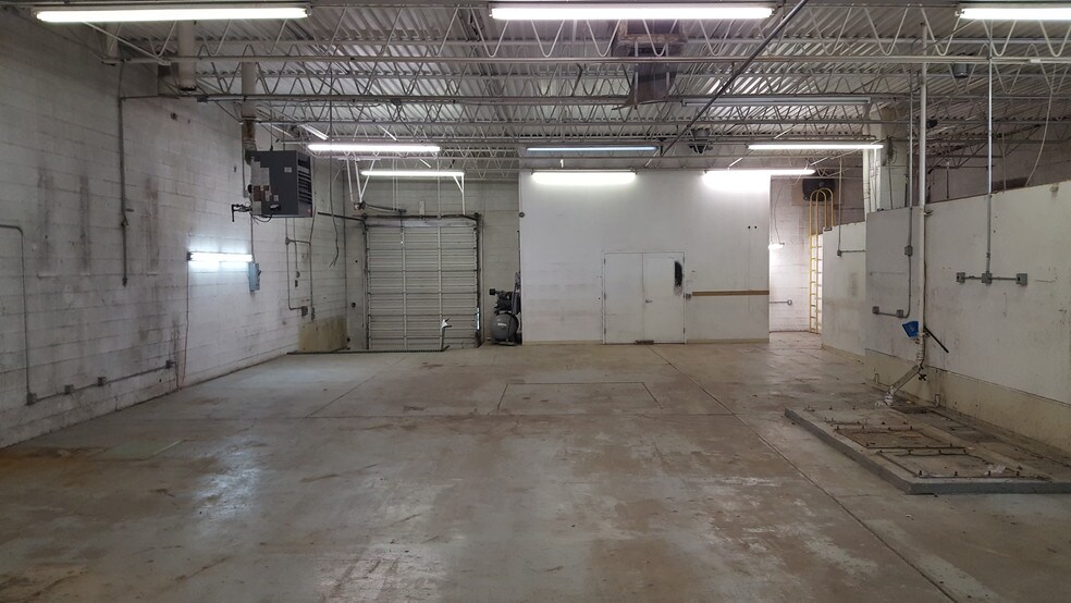 More Photos Of 2990 Larimer St, Denver Warehouse For Lease