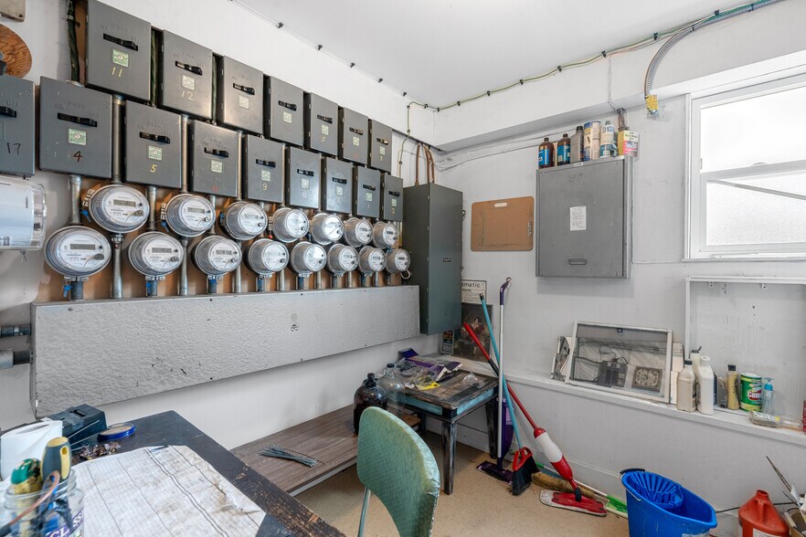 More Photos Of 3040 Nanaimo St, Vancouver Apartments For Sale