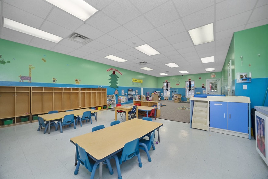 More Photos Of 116 Corporate Dr, Elizabeth City Schools For Sale