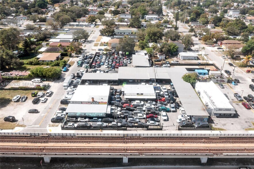 More Photos Of 5700 NW 27th Ave, Miami Auto Repair For Sale