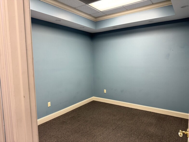 More Photos Of 4 Dunmore Ct, Hilton Head Island Medical For Lease