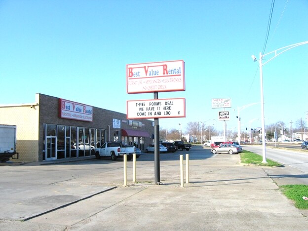 More Photos Of 635-645 Highway 1 S, Greenville Storefront For Lease
