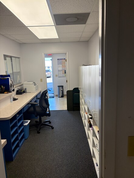 More Photos Of 1531 Tamiami Trl S, Venice Office For Sale