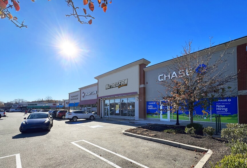 More Photos Of 1006-1036 Main St, Waltham Unknown For Sale