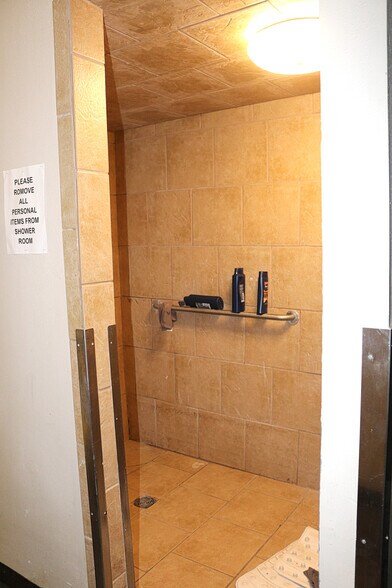 More Photos Of 202 W 3rd St, Hale Center Skilled Nursing Facility For Sale