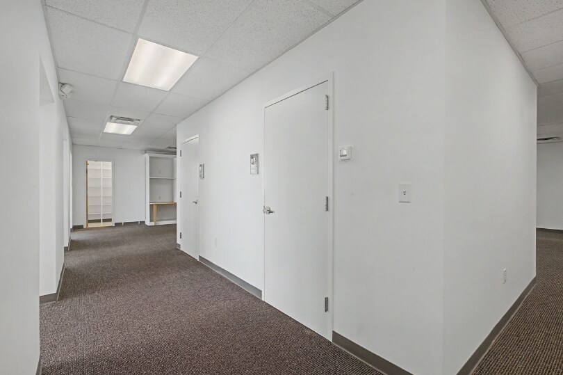 More Photos Of 280 White Bridge Pike, Nashville Freestanding For Lease
