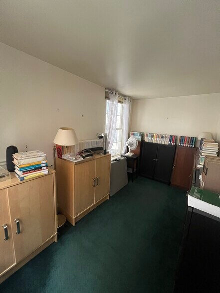 More Photos Of 313 S 16th St, Philadelphia Office For Sale