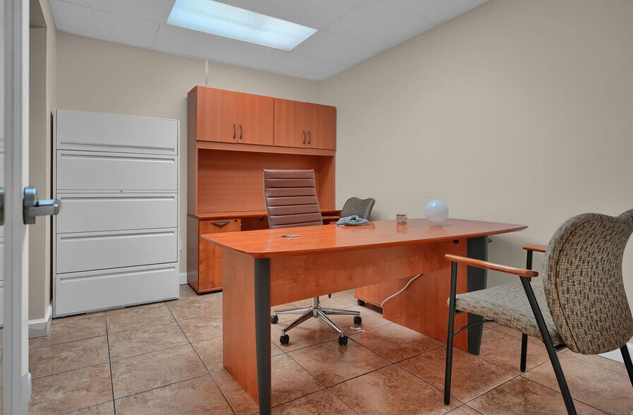 More Photos Of 7007 SW 13th Ter, Miami Warehouse For Sale