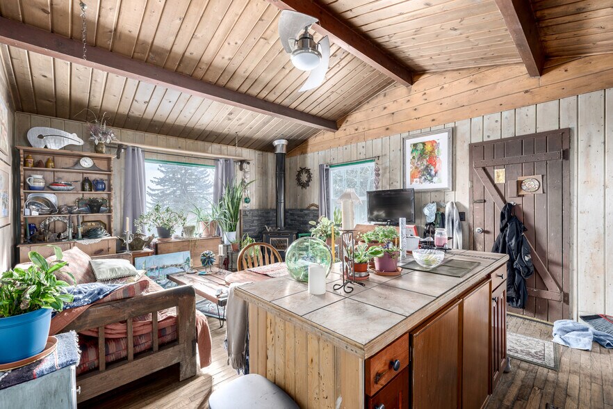 More Photos Of 8537 S Doubleheader Ranch Rd, Morrison Specialty For Sale