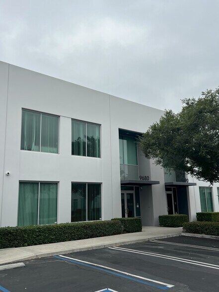 More Photos Of 9680 Research Dr, Irvine Warehouse For Sale