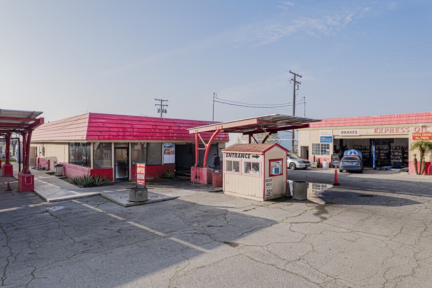 More Photos Of 1407 High St, Delano Carwash For Lease
