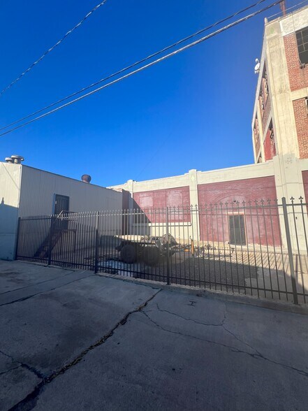More Photos Of 805 8th St, Los Banos Industrial For Sale