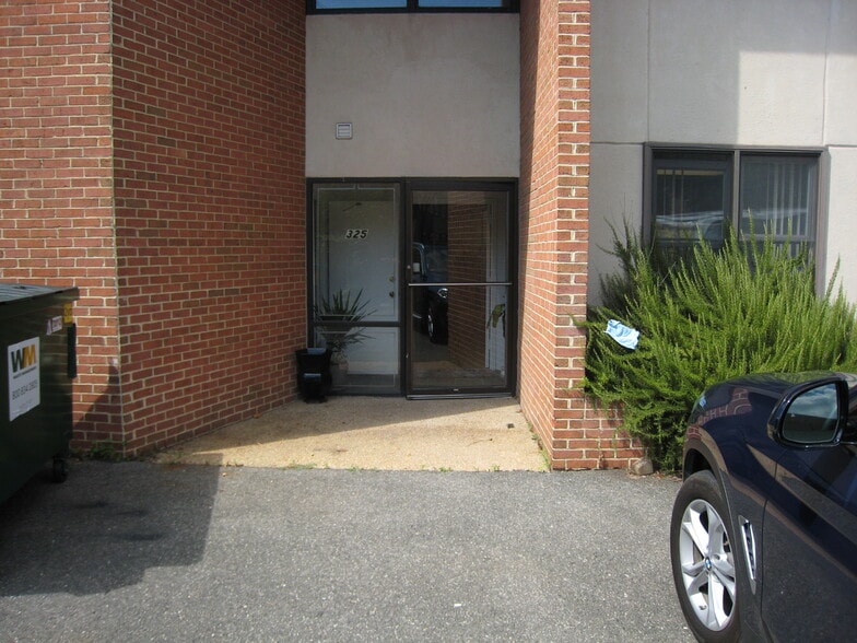 More Photos Of 1420 Prince St, Alexandria Office For Lease