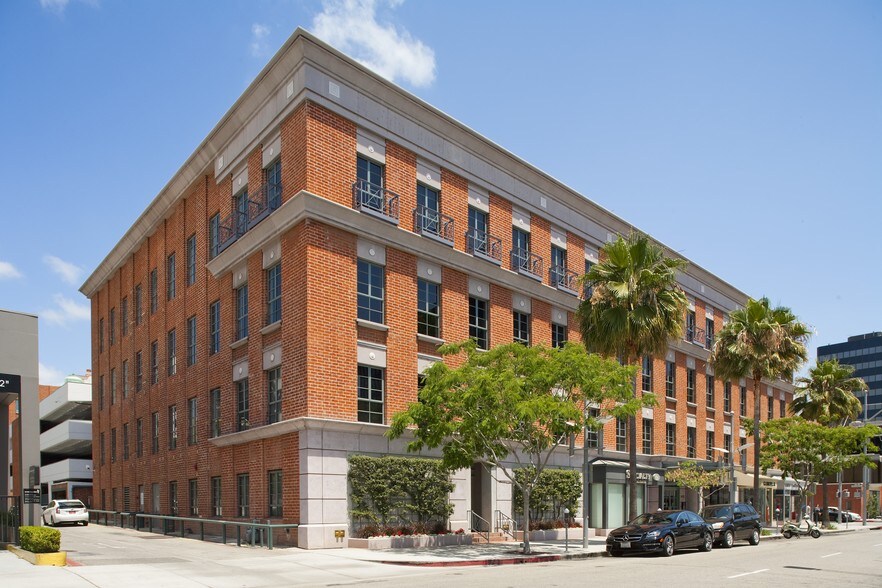 Primary Photo Of 405 N Bedford Dr, Beverly Hills Medical For Lease