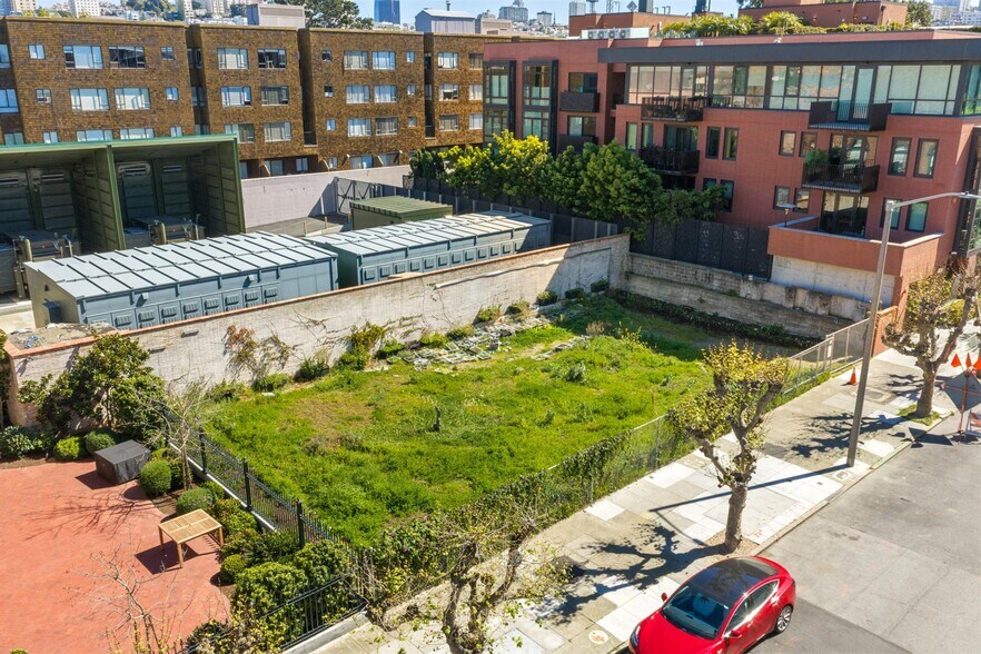 More Photos Of 3620 Buchanan St, San Francisco Office For Sale