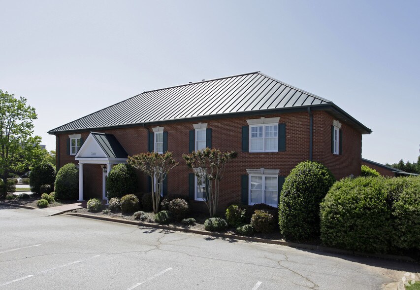 More Photos Of 7006 Pelham Rd, Greenville Office For Sale