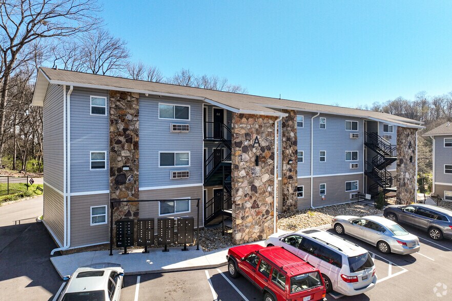 More Photos Of 2300 Davenport Rd, Knoxville Apartments For Sale
