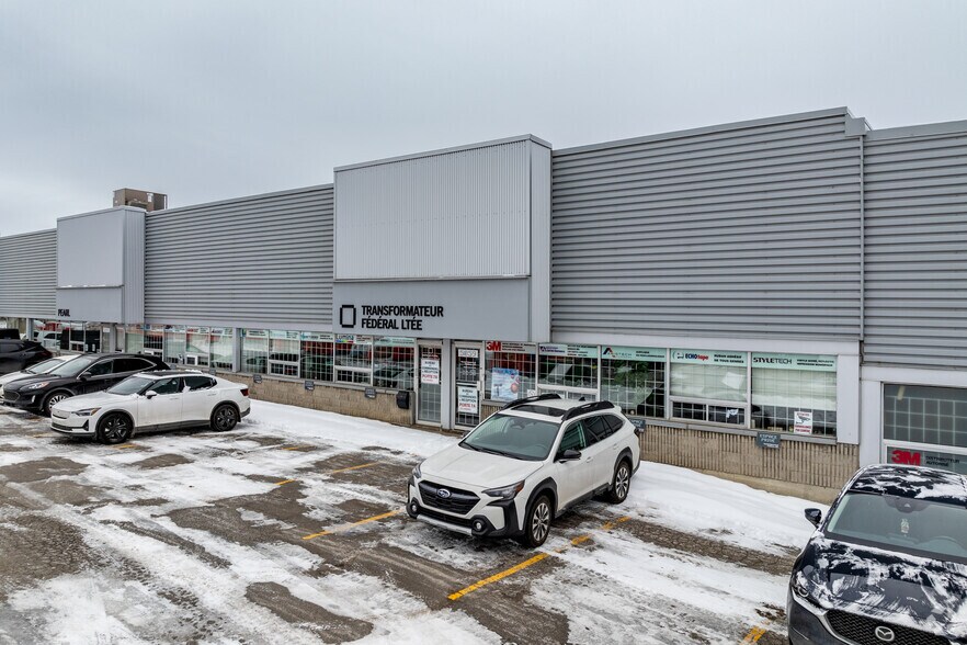 More Photos Of 5001-5099 Boul Saint-Jean-Baptiste, Montréal Light Manufacturing For Lease