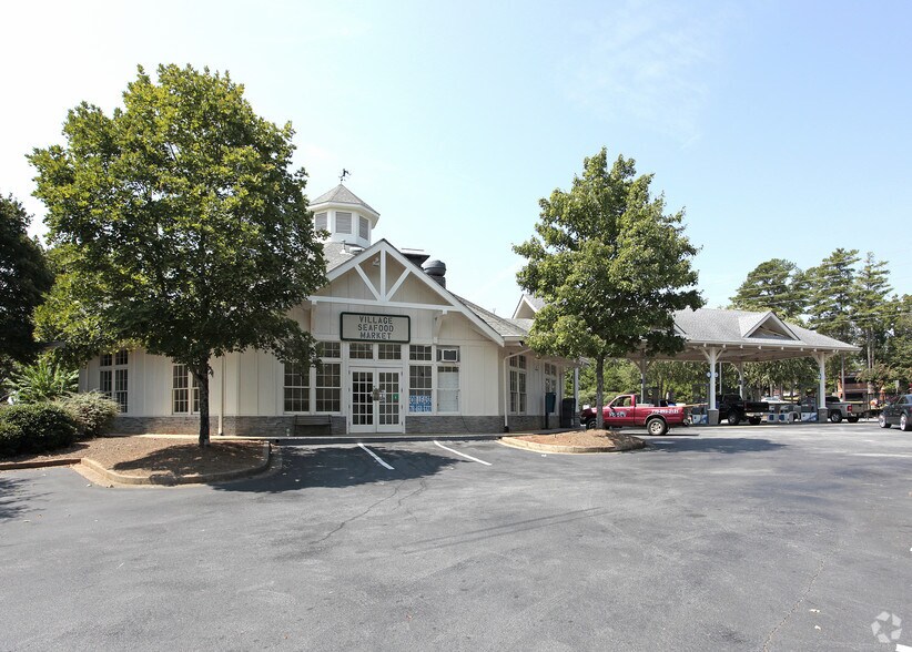 More Photos Of 2000 Shakerag Hl, Peachtree City Convenience Store For Lease