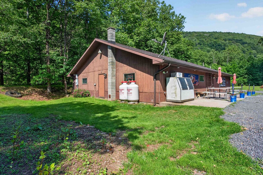 More Photos Of 13239 Rt 14, Ralston General Retail For Sale