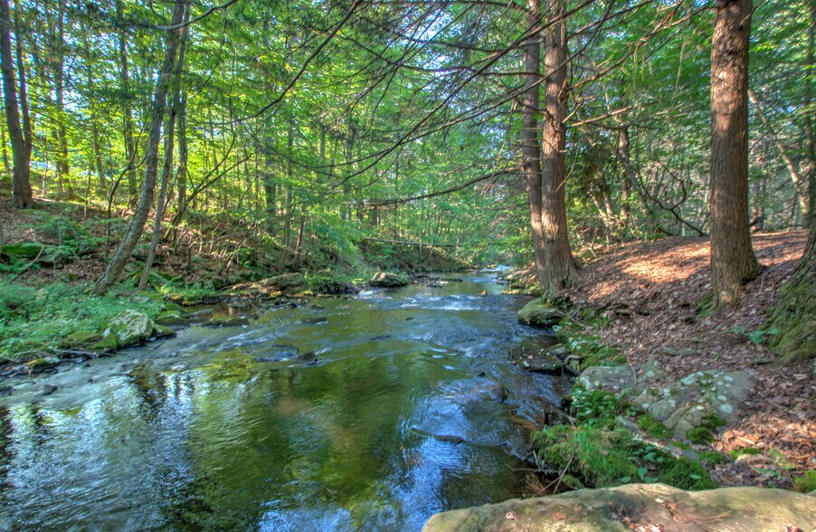 More Photos Of 167 Route 191, Cresco General Retail For Lease