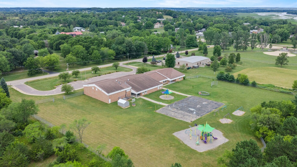 More Photos Of 414 S Church St, Endeavor Schools For Sale