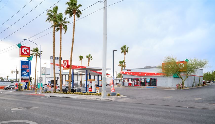 Primary Photo Of 1140 E Charleston Blvd, Las Vegas Service Station For Sale