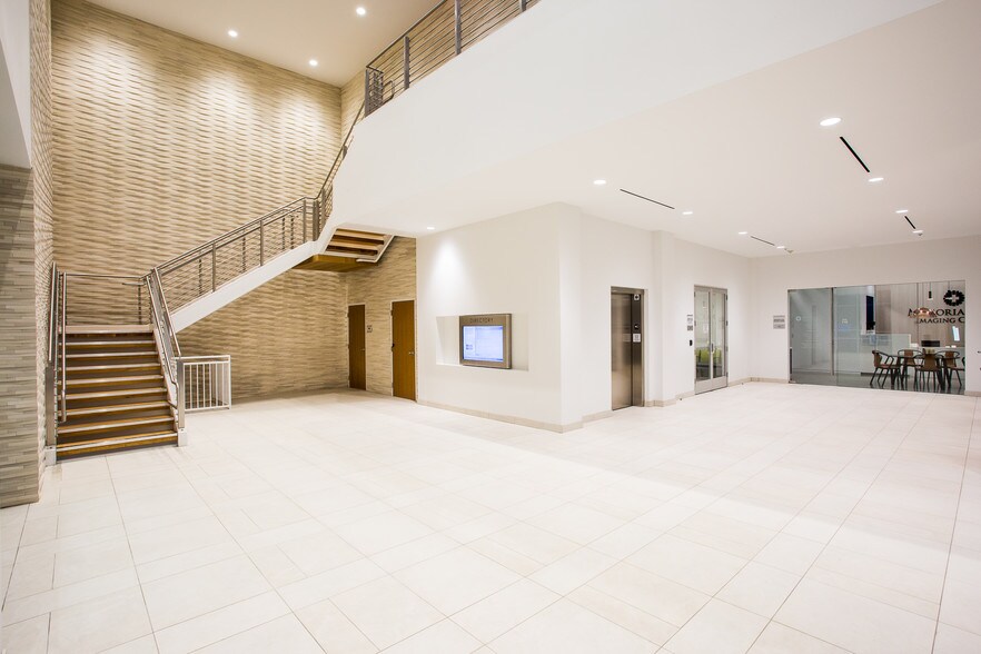 More Photos Of 17762 Beach Blvd, Huntington Beach Medical For Lease