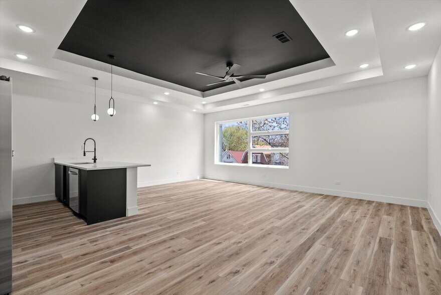 More Photos Of 6538 Rhodes ave, Chicago Apartments For Sale