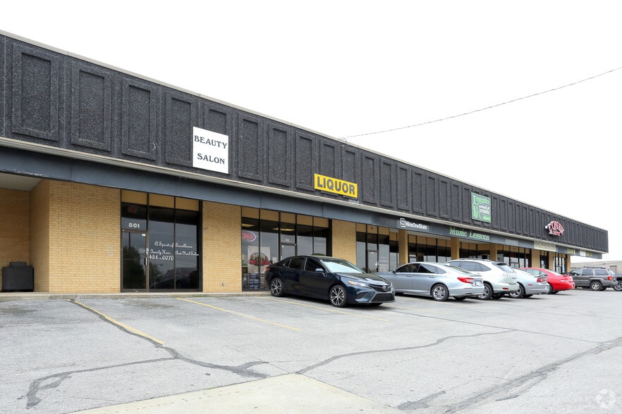 More Photos Of 800-840 S Elm Pl, Broken Arrow Unknown For Lease