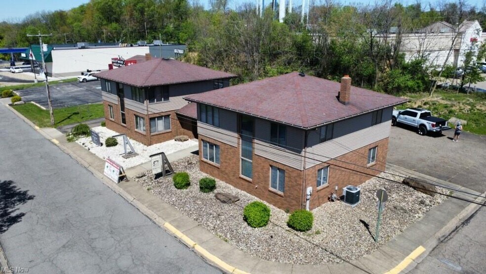 More Photos Of 204 Ivy St, Weirton Office Residential For Lease